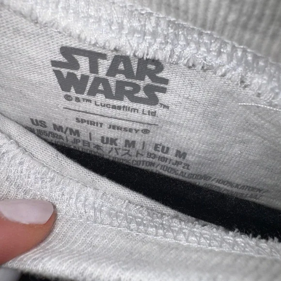NWT Disney Star Wars Spirit Jersey, Long Sleeve Tee with Heart Design - Medium - Picture 3 of 4
